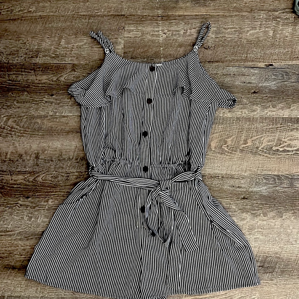 monteau Los Angeles, navy blue and white romper